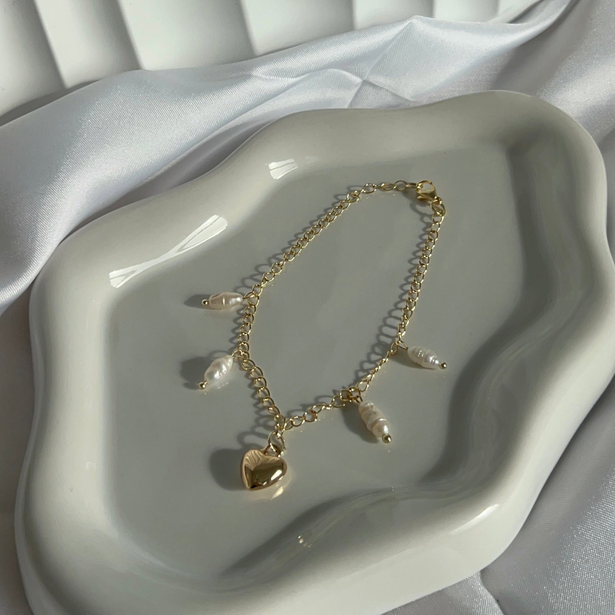 Lily Bracelet - 14k Gold Plated Stainless Steel