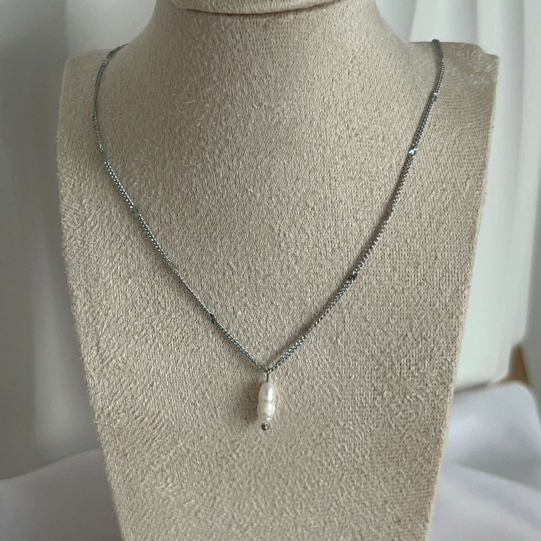 Tash Freshwater Pearl Necklace - Silver Stainless Steel